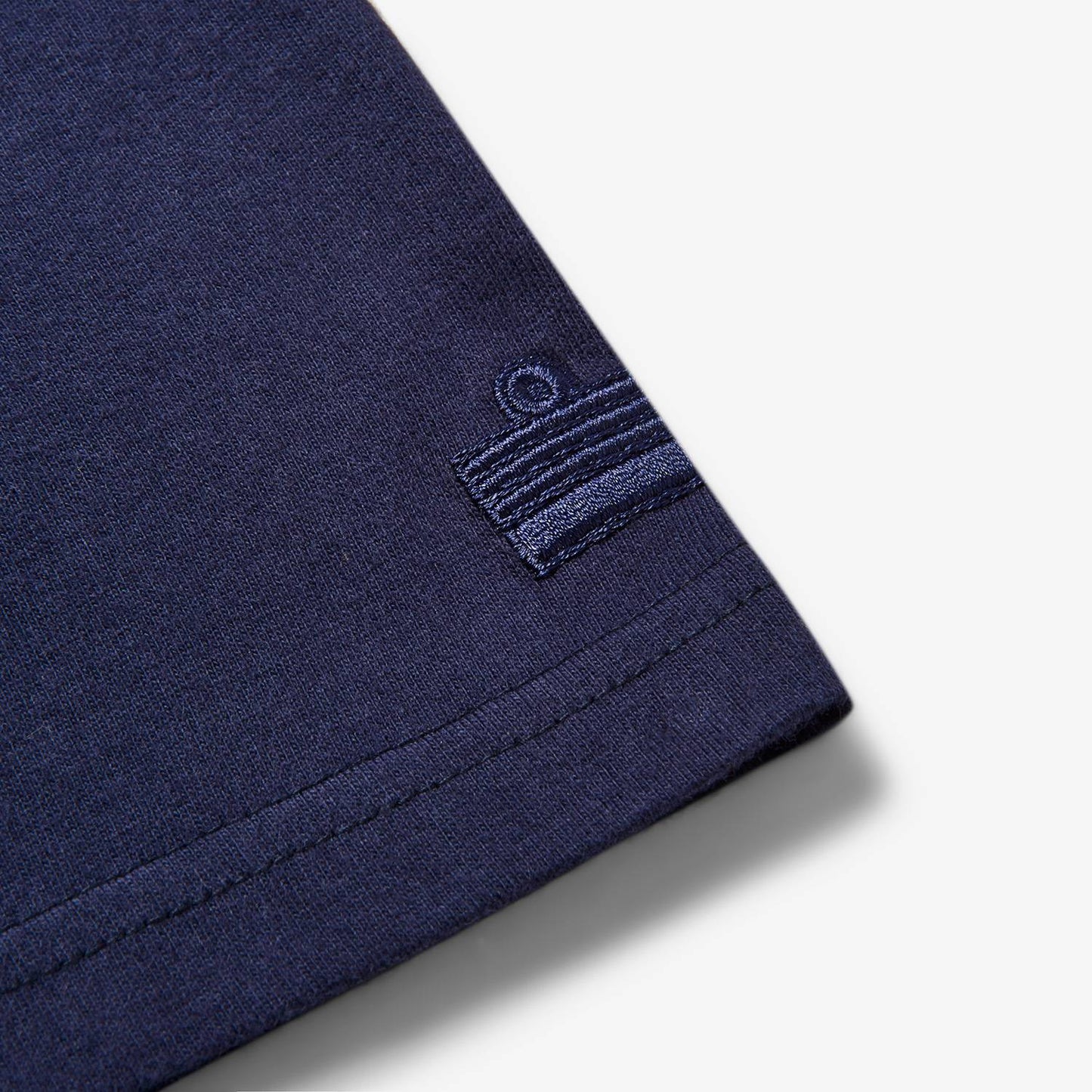 ADMIRAL Denzell Design T Shirt NAVY